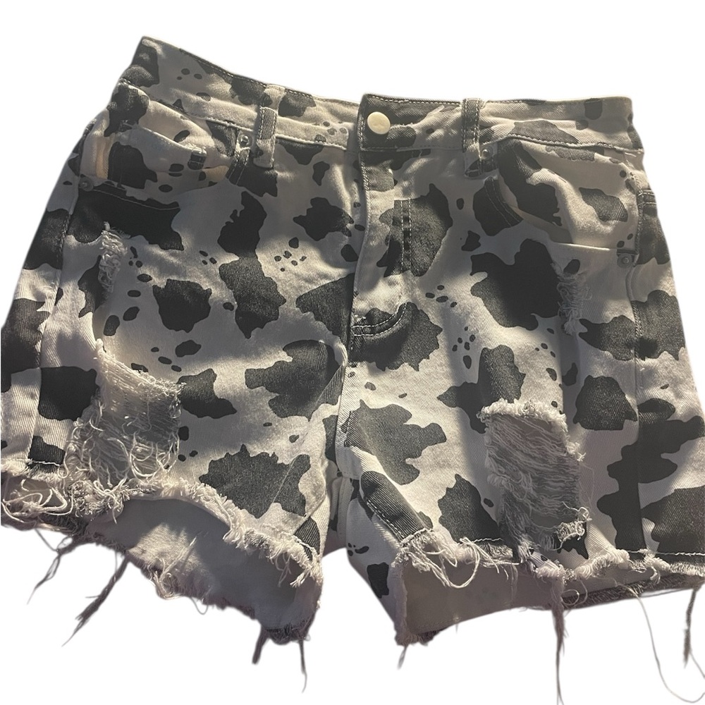 Beginning Boutique Black and White Jean Shorts